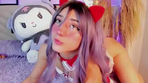   online show from December 7, 12:02 pm