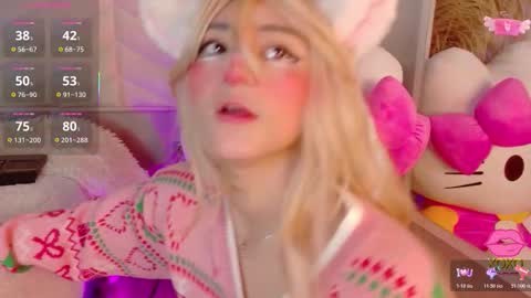   online show from December 14, 12:10 pm