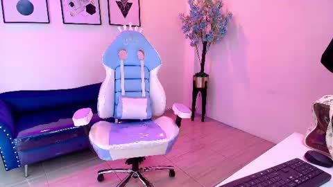 Miia  online show from August 1, 4:01 am