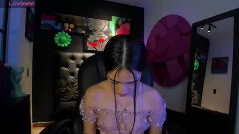 Snapshot of miia_bratz chatting on February 28, 9:49 pm miia_bratz online show from February 28, 9:49 pm