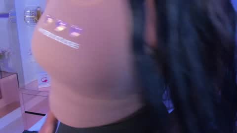 Snapshot of miia_schwarz chatting on December 18, 10:57 pm Miia Schwarz online show from December 18, 10:57 pm