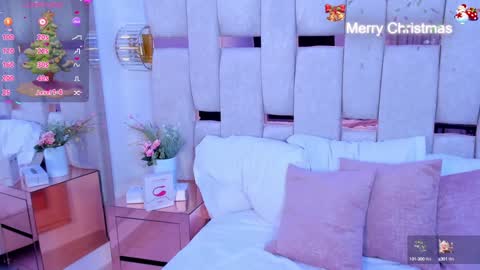 Snapshot of miia_schwarz chatting on December 19, 4:02 pm Miia Schwarz online show from December 19, 4:02 pm