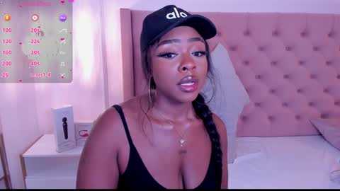 Snapshot of miia_schwarz chatting on January 14, 1:36 am Miia Schwarz online show from January 14, 1:36 am