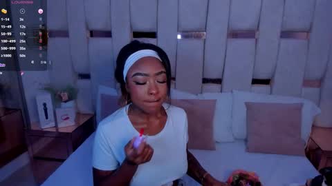 Snapshot of miia_schwarz chatting on September 29, 12:21 pm Miia Schwarz online show from September 29, 12:21 pm