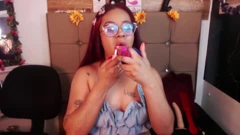 miia online show from February 10, 8:57 pm