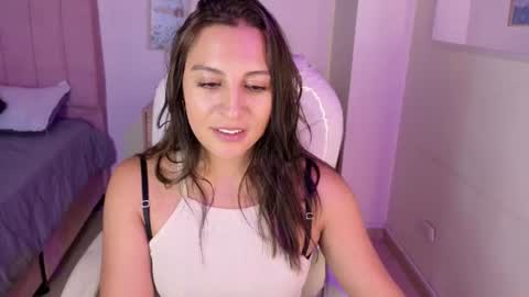M I I A     online show from June 9, 8:09 pm