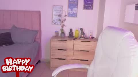 M I I A     online show from June 26, 8:13 pm