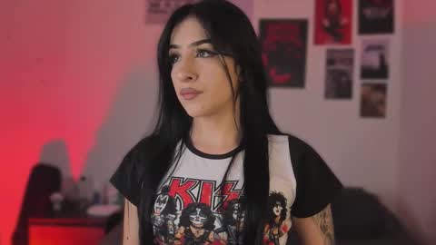  miiaa stone  online show from November 18, 2:54 pm