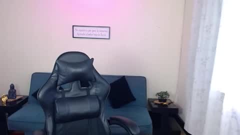 Jordan online show from November 25, 8:42 pm