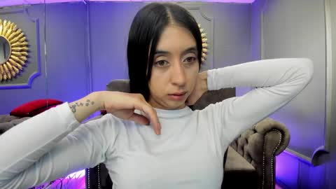 Snapshot of miilu__1 chatting on December 11, 3:13 am miilu online show from December 11, 3:13 am