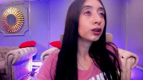 Snapshot of miilu__1 chatting on January 19, 3:18 am miilu online show from January 19, 3:18 am