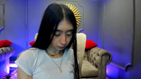 Snapshot of miilu__1 chatting on January 22, 3:31 am miilu online show from January 22, 3:31 am