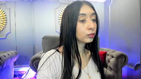 Snapshot of miilu__1 chatting on February 5, 3:34 am miilu online show from February 5, 3:34 am
