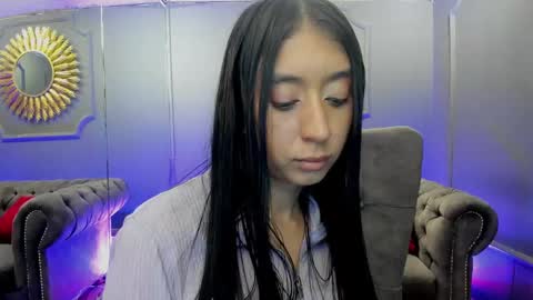Snapshot of miilu__1 chatting on February 6, 6:29 am miilu online show from February 6, 6:29 am