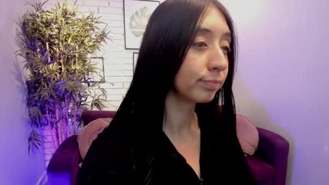 Snapshot of miilu__1 chatting on February 21, 4:07 am miilu online show from February 21, 4:07 am