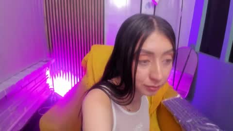 miilu  online show from March 21, 8:19 am