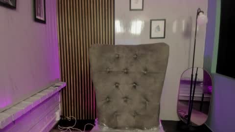 miilu  online show from July 17, 3:57 am