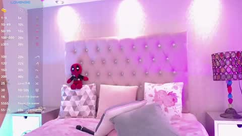 Lucii online show from September 26, 9:30 pm