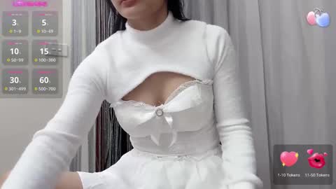 Ema online show from January 8, 1:30 am