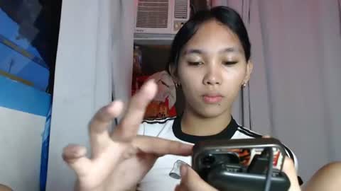 Snapshot of mika_cora chatting on June 20, 10:07 am MIKA online show from June 20, 10:07 am