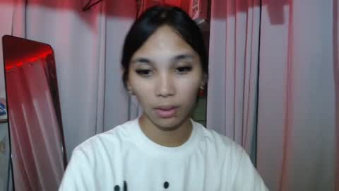 Snapshot of mika_cora chatting on July 28, 8:52 pm MIKA online show from July 28, 8:52 pm
