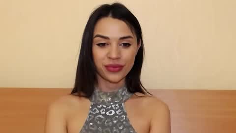 Snapshot of mika_gold7 chatting on February 6, 9:43 am Mika online show from February 6, 9:43 am