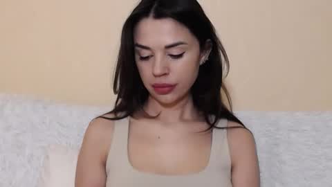 Snapshot of mika_gold7 chatting on March 6, 9:14 am Mika online show from March 6, 9:14 am