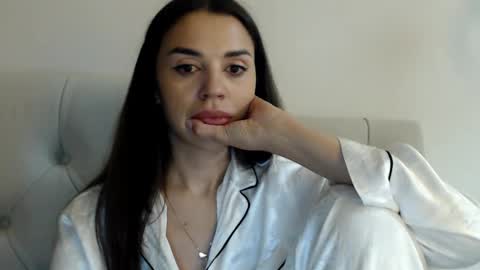 Snapshot of mika_gold7 chatting on October 1, 10:05 pm Mika online show from October 1, 10:05 pm