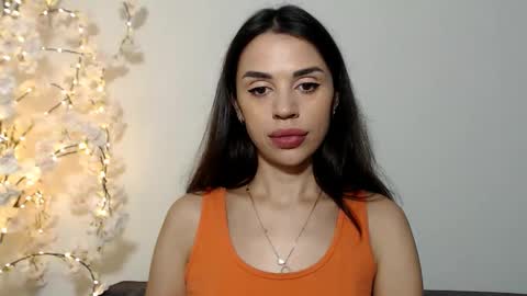 Snapshot of mika_gold7 chatting on October 15, 11:43 am Mika online show from October 15, 11:43 am