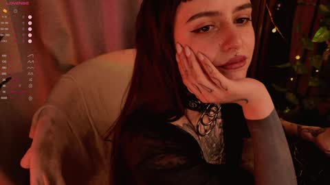 mika_moon_ online show from January 24, 1:56 am