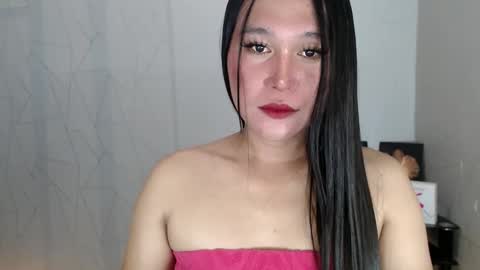 Snapshot of mika_oka chatting on March 23, 11:25 am Hi im Avah online show from March 23, 11:25 am