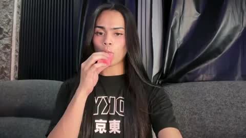 mika_pedersen online show from June 26, 5:17 pm