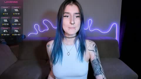 Snapshot of mika_reid chatting on September 27, 4:45 pm Mika online show from September 27, 4:45 pm