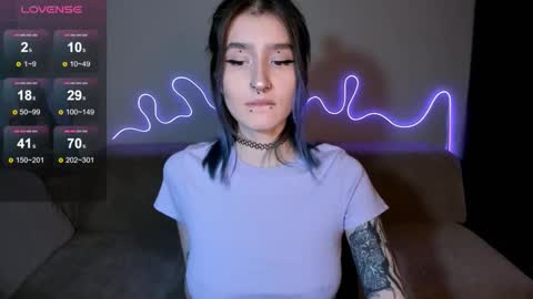 Snapshot of mika_reid chatting on October 10, 5:45 pm Mika online show from October 10, 5:45 pm