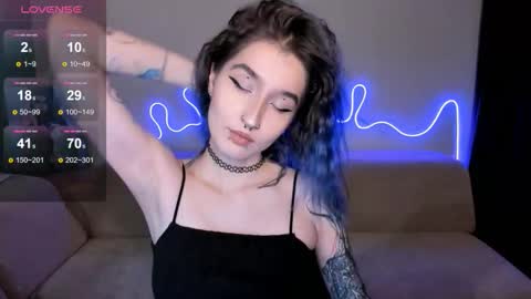 Snapshot of mika_reid chatting on October 20, 3:56 pm Mika online show from October 20, 3:56 pm