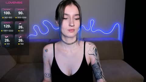 Snapshot of mika_reid chatting on November 10, 2:38 pm Mika online show from November 10, 2:38 pm