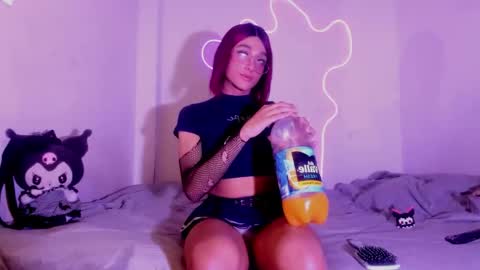 mika_velvet online show from September 20, 9:49 pm