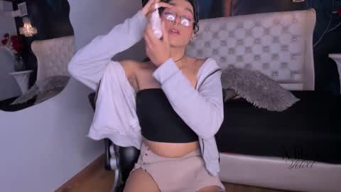 mika_velvet online show from February 10, 4:05 am