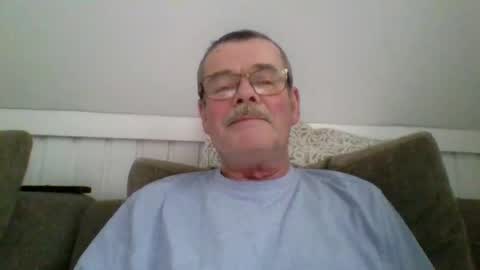 mikael42 online show from February 24, 1:42 pm