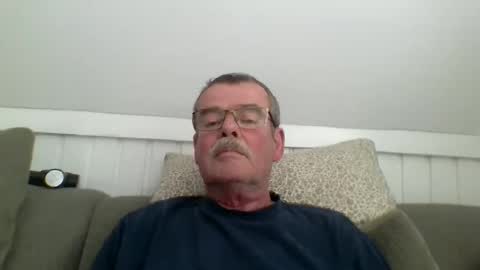 mikael42 online show from April 26, 12:47 pm
