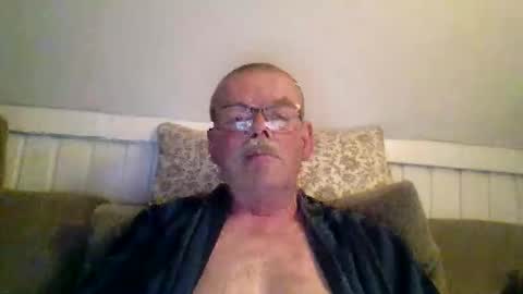 mikael42 online show from May 5, 7:44 pm