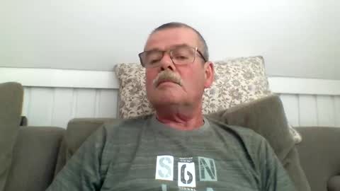 mikael42 online show from May 24, 1:16 pm
