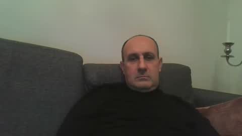 mikael_r52 online show from February 6, 2:16 am