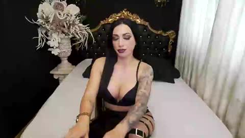 Snapshot of mikaelajensen chatting on January 17, 8:13 am Mikaela online show from January 17, 8:13 am