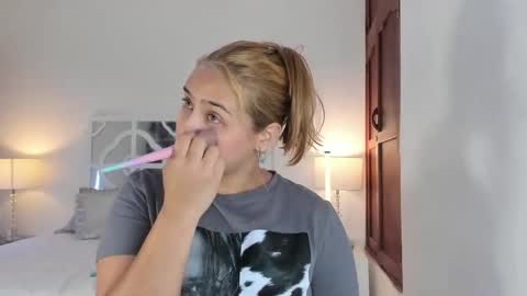 Mikaela blondie bigass online show from February 19, 9:49 am