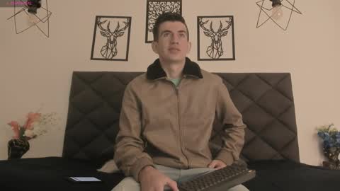 mikael online show from January 19, 4:01 am