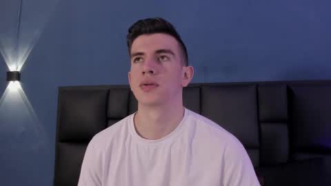 mikael online show from October 6, 3:15 am