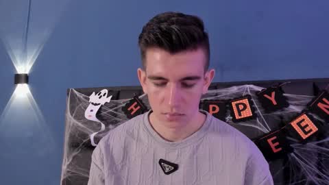 mikael online show from October 24, 4:09 am