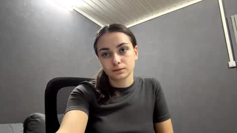 Kate online show from February 3, 1:49 pm