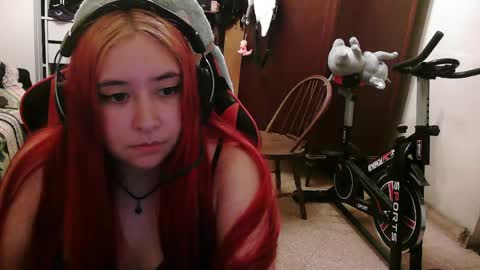 Mika online show from April 10, 11:53 pm